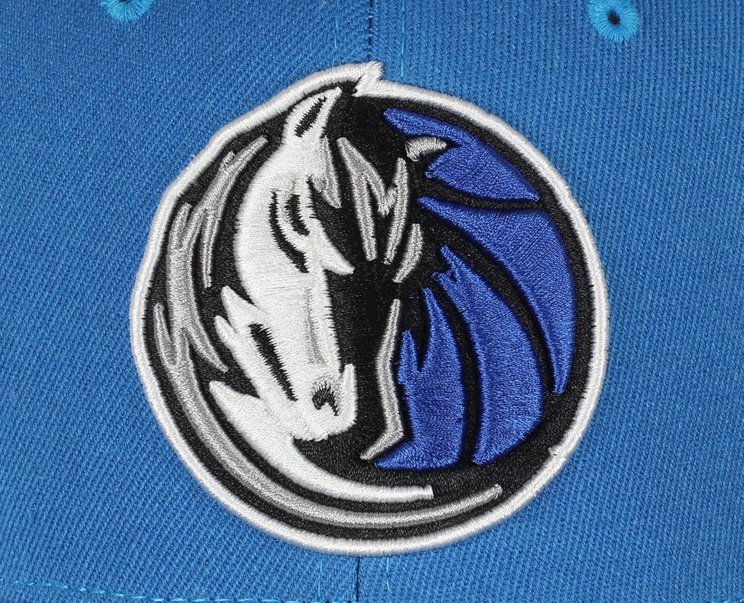 Mitchell & Ness NBA/HWC Team Ground 2.0 Classic Red Curved Snapback, #25-Mavericks-Blue-29196