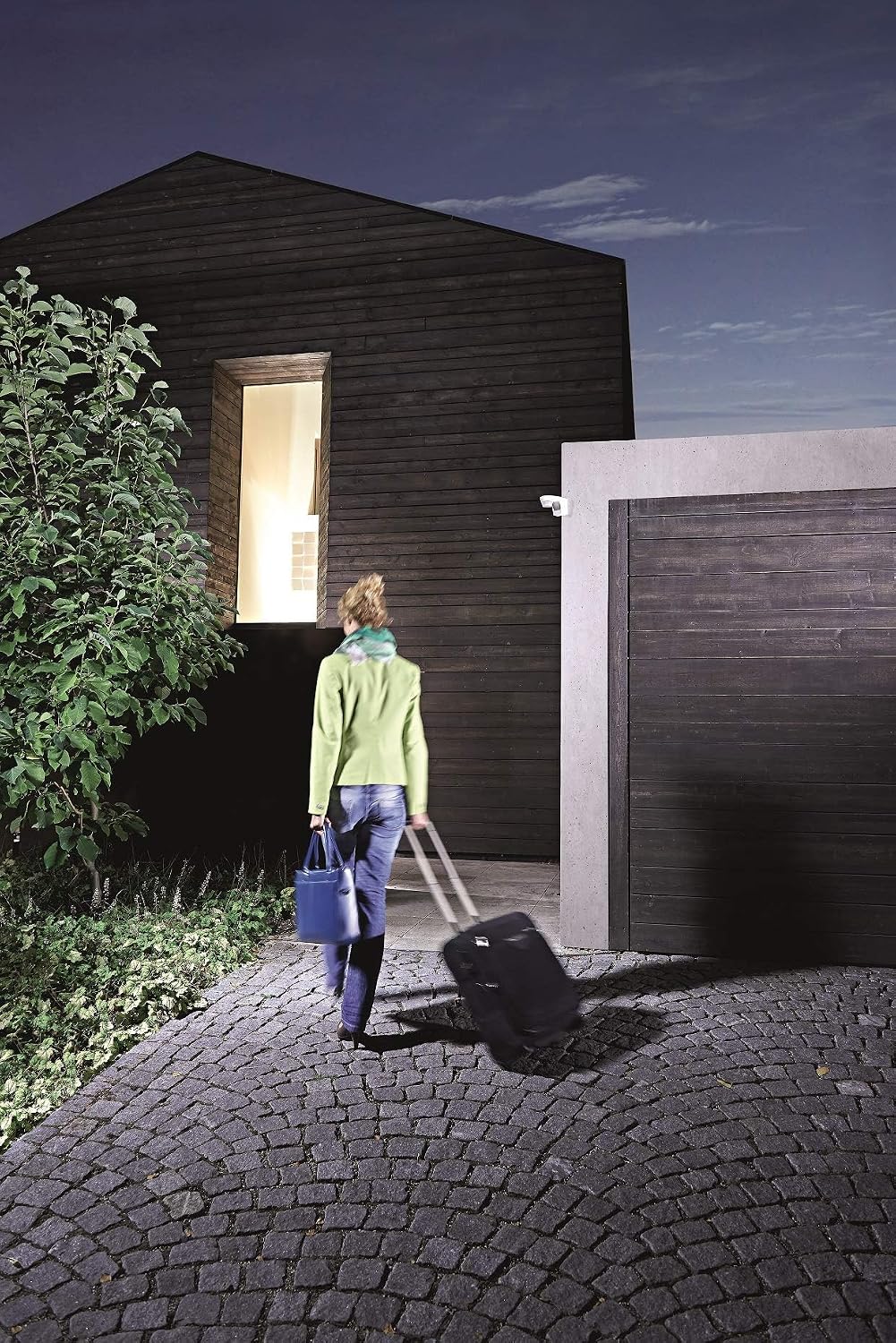 Theben 1010505 theLuxa S180 WH Bewegungsmelder mit 180° Erfassungswinkel für den Aussenbereich, Bewe