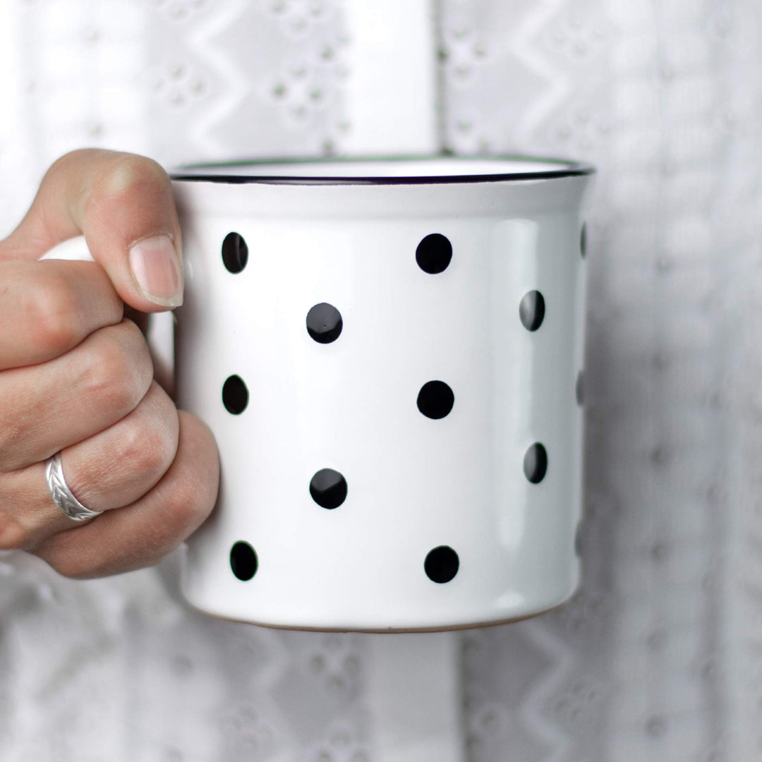 City to Cottage® - Keramik XXL Becher 500 ml | Kaffeebecher | Weiss und Schwarz | Polka Dots | Handg
