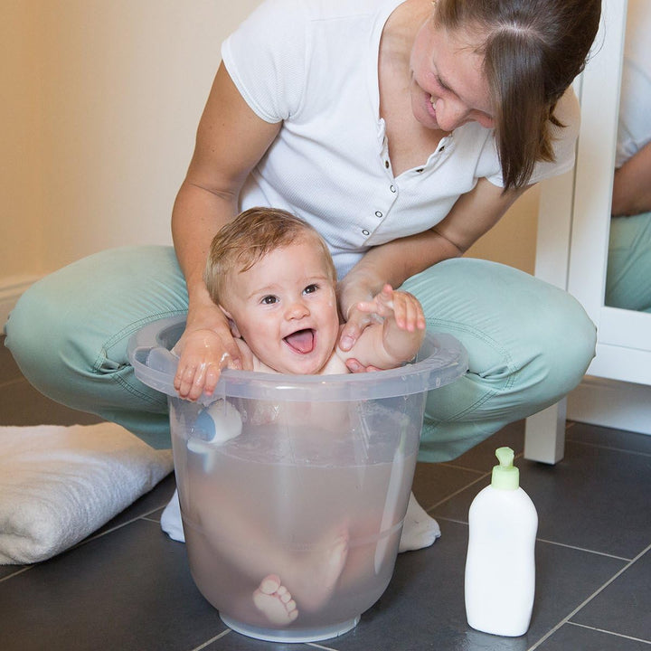 tummy tub das Original - Badeeimer kippsicher, rutschfest und schadstofffrei, grau, für Kleinkinder