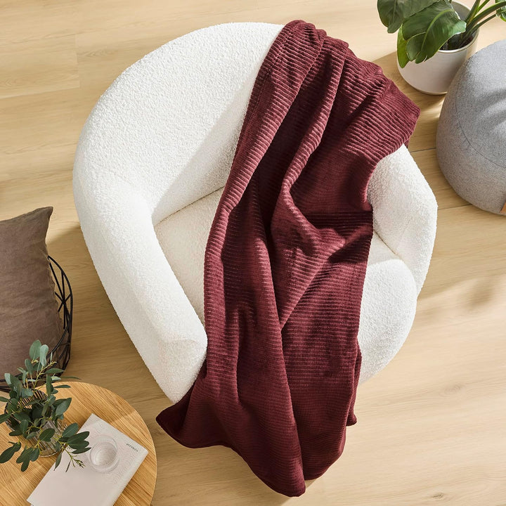 Ibena Cord Decke 150x200 cm - Baumwollmix weich, Made in Germany, warm &amp; waschbar, Kuscheldecke dunk