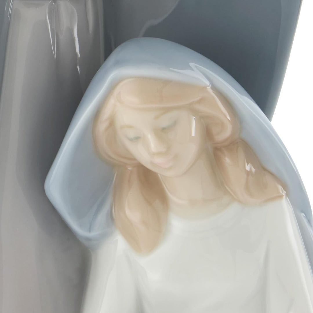NAO Porcelain by Lladro Nativity of Jesus Religious Collection 2001621