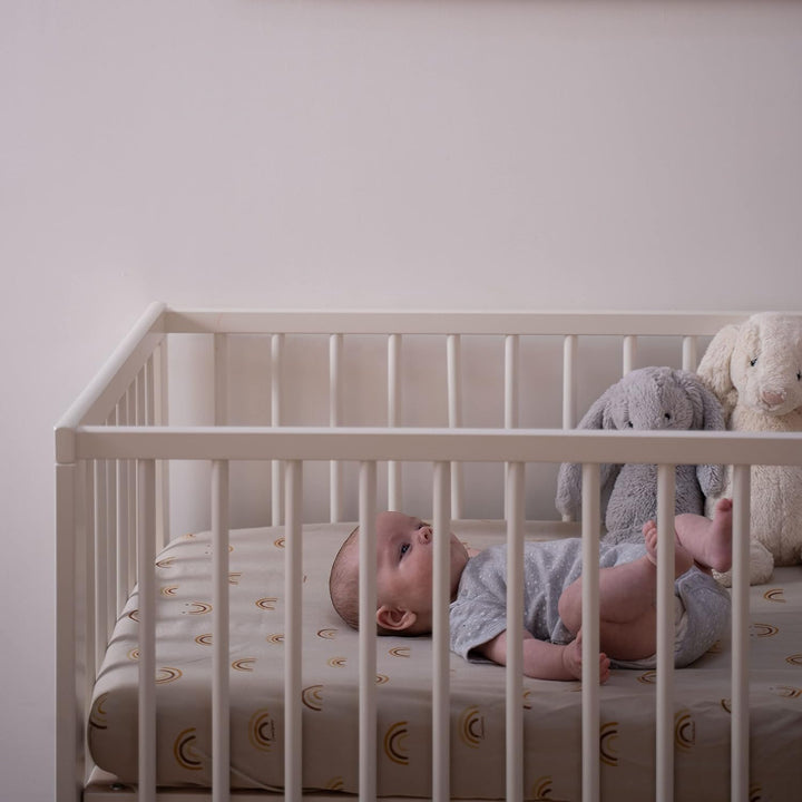 ÜneeQbaby 100% wasserdichter Matratzenschoner, voll ausgestattetes Bettlaken - Bio-Baumwolle, Oeko-T