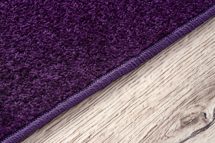 Einfarbiger Teppich Eton für Zimmer, Wohnzimmer, Schlafzimmer, Teppichboden Auslegware, violett lila