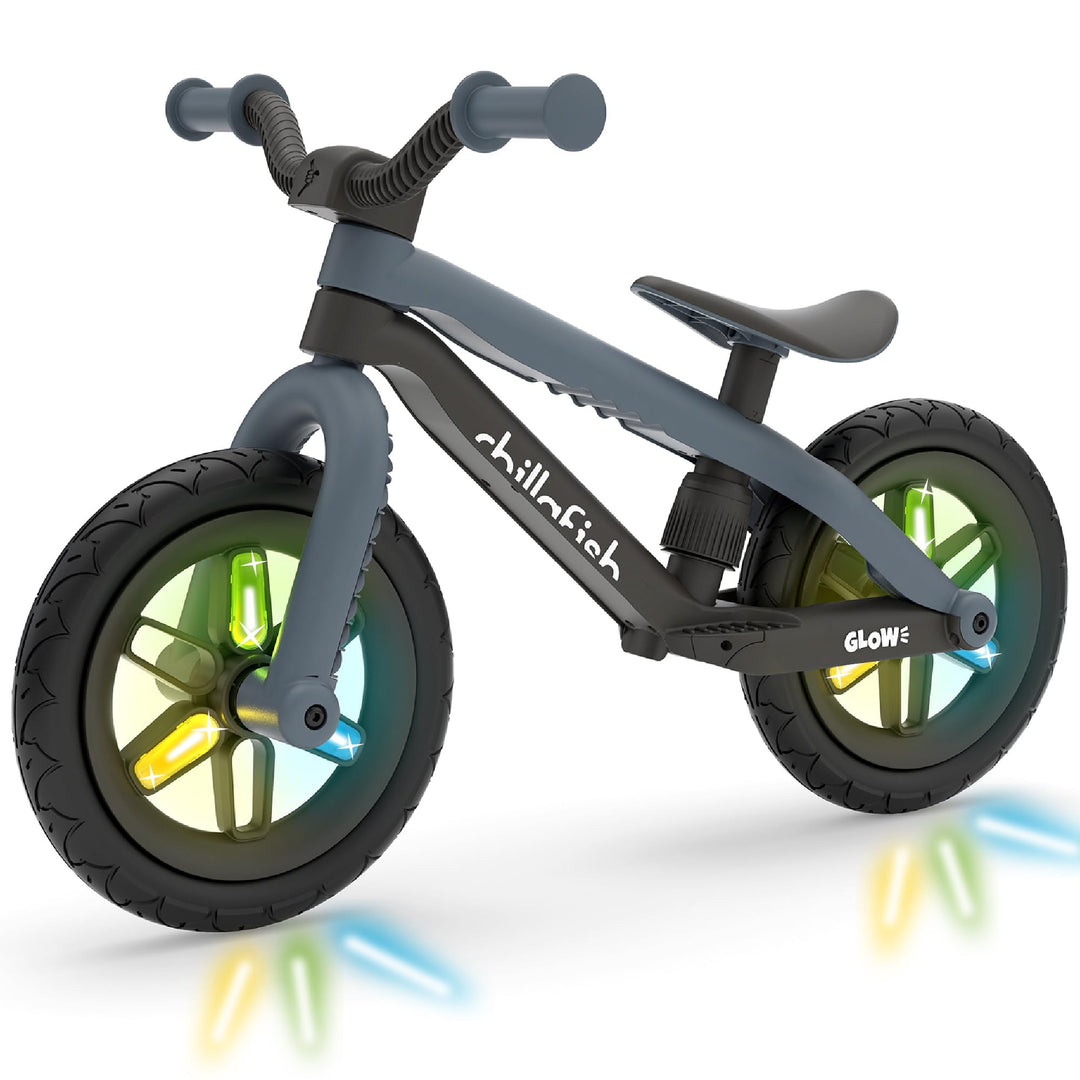 Chillafish BMXIE Laufrad, 12 Zoll Kinderlaufrad mit Bremse, Leuchträdern, als Motorrad Version oder