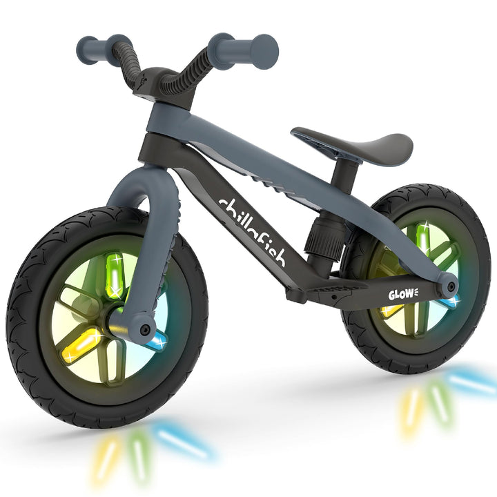 Chillafish BMXIE Laufrad, 12 Zoll Kinderlaufrad mit Bremse, Leuchträdern, als Motorrad Version oder