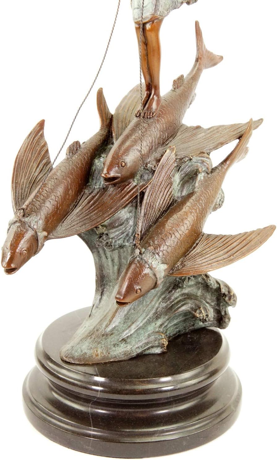 Limitierte Jugendstilfigur - Elfe reitet Fliegende Fische - signiert Milo - nummerierte Statue auf M