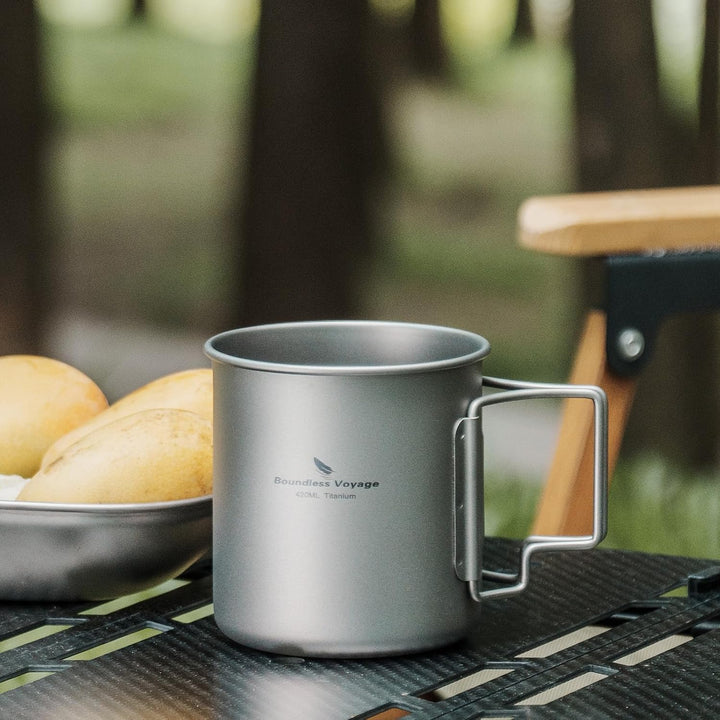iBasingo Titan Becher Camping Topf Outdoor Kaffee Tee Tasse mit Deckel & Faltbarem Griff 200ml/300ml