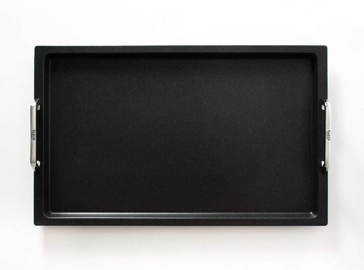 AMT Gastroguss Klaus grillt Gastronorm - Grillplatte GN 1/1 by, 53 x 33 cm, 2 cm tief, mit Edelstahl