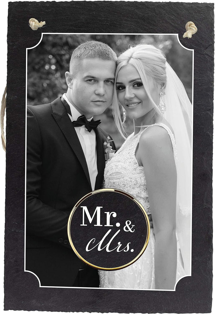 wandmotiv24 Schiefertafel Hochzeit Mr. & Mrs., Aufhängeschild mit Strick, Personalisierbar Digitaldr