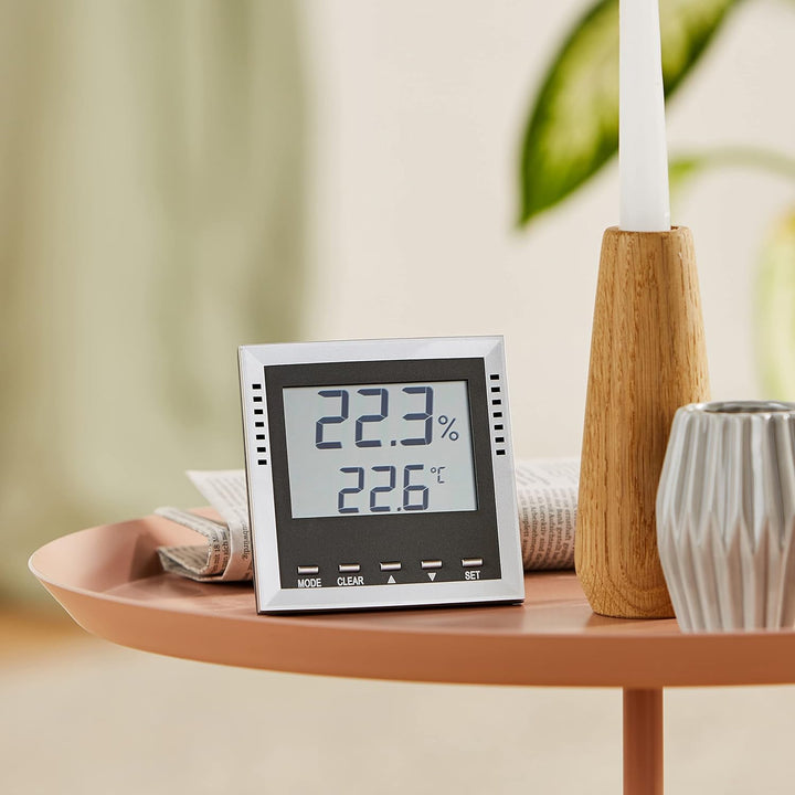 TFA Dostmann Klima Guard digitales Thermo-Hygrometer, Kontrolle von Temperatur/Luftfeuchtigkeit, Höc