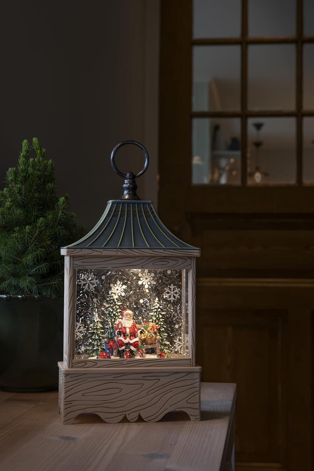 Konstsmide LED Wasserlaterne, Santa und Baum", naturfarben, wassergefüllt, 5h Timer, 1 warm weisse D