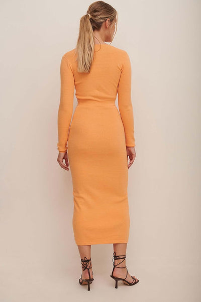 NA-KD Damen Gestricktes Midikleid mit Knoten Vorne Lssiges Kleid, Pfirsich