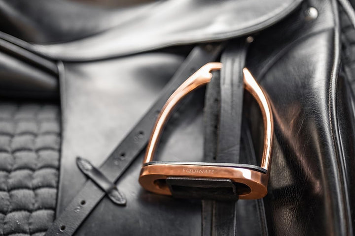 Equinate Steigbügel Luna 10cm Roségold - Mit Anti-Rutsch Trittfläche aus Gummi - Für Erwachsene und
