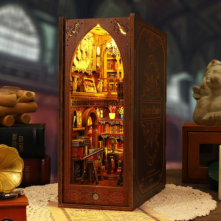 suruim Book Nook Kit-DIY Puppenhaus Holz Haus, 3D Holzpuzzle Bücherecke Bücherregaleinsatz mit Senso