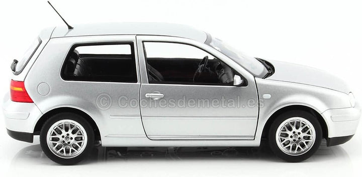 Norev NV188570 1:18 VW Golf GTI 1998 Silber Volkswagen Sammelmodell Multi