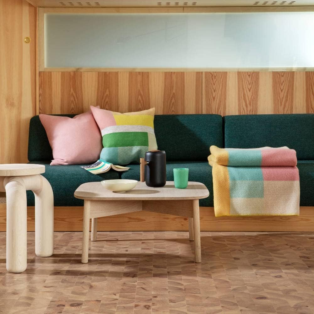 RØROS TWEED - Mikkel - Kissen aus norwegischer Lammwolle - Design von Kristine Five Melvær - Kissenm
