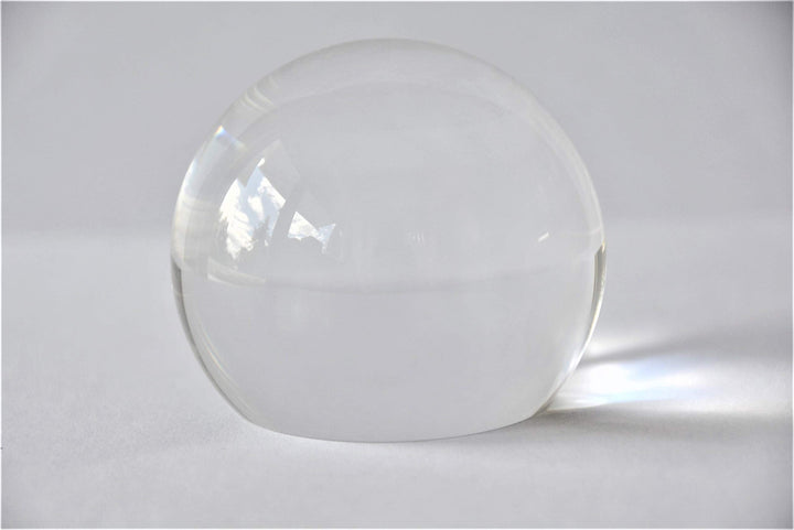 Glaskugel aus Vollglas Ø ca. 60 mm, mit grosser Standfläche (154 0104)