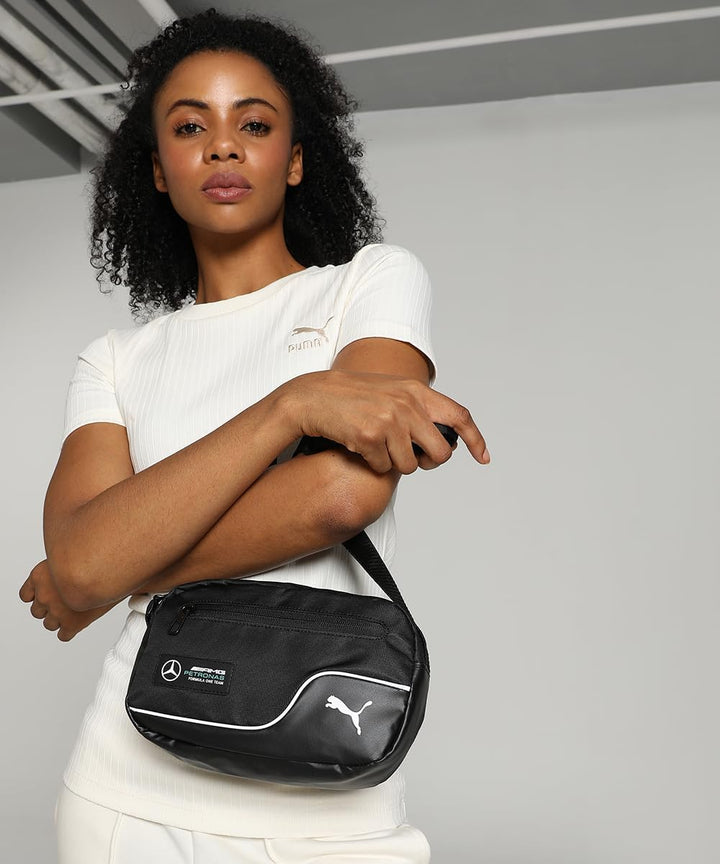 PUMA Herren Mercedes-AMG Petronas Motorsport Umhängetasche Schwarz Einheitsgrösse, Schwarz Einheitsg