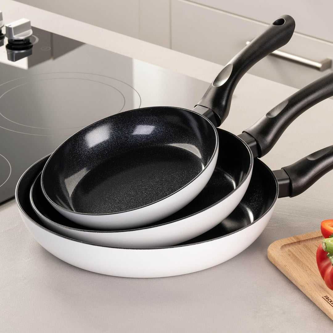 FACKELMANN Arcadalina Bratpfannen-Set, 3-teilig, Ø 20 cm, 24 cm & 28 cm, aus recyceltem Aluminium mi
