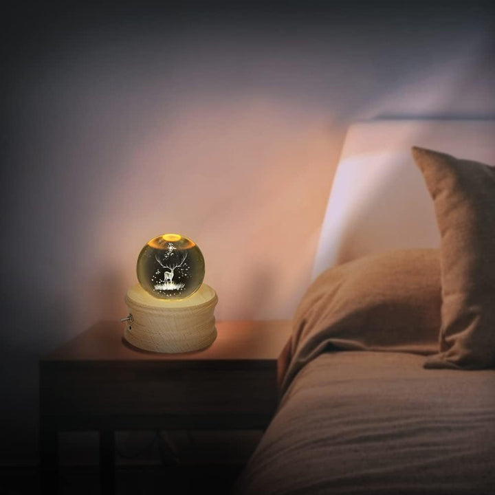 【Valentinstagsgeschenk】 Kibuhain 3D Kristallkugel Spieluhr mit Projektion LED Licht und drehbarer Ho