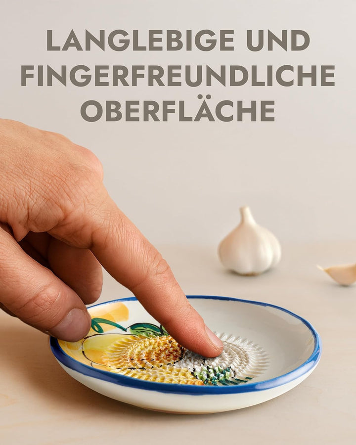 evergrate Keramikreibe Dipschale im Motiv Melissa mit Küchenpinsel und Rezeptheft, Melissa