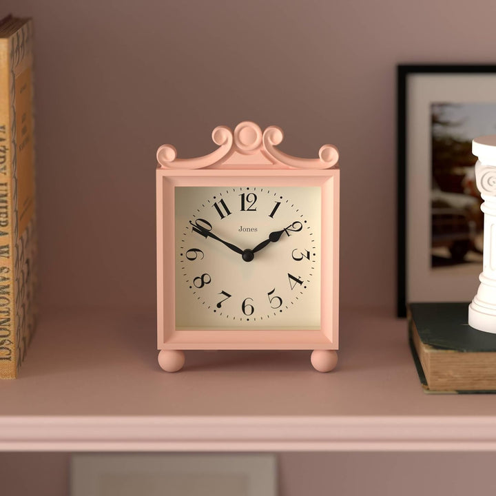 JONES CLOCKS® Parlour Kaminsims Uhr | Klein Klassische Kutschenuhr | Rosa | Elegantes quadratisches