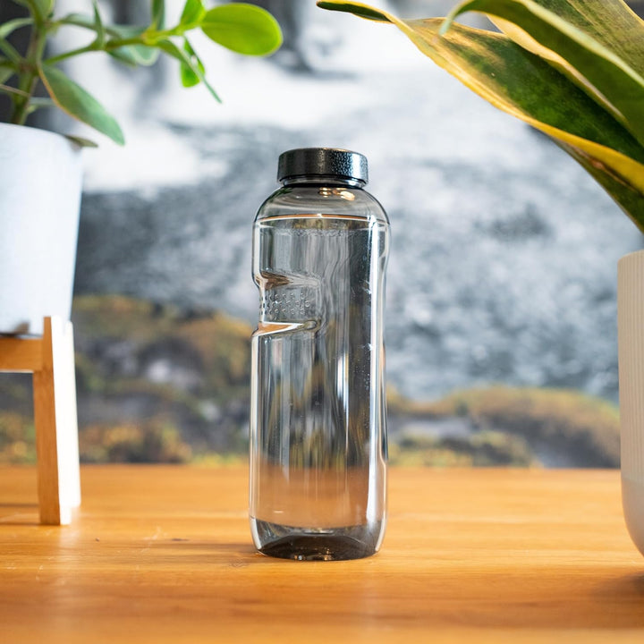 Kavodrink 10 x Tritan Trinkflasche 0,75L Wasserflasche schwarz Sportflasche BPA frei Flasche 750ml