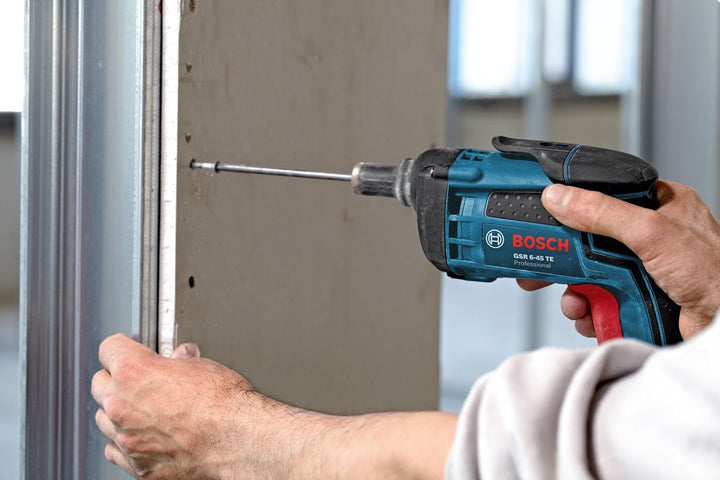 Bosch Professional Trockenbauschrauber GSR 6-45 TE (12 Nm Drehmoment, 701 Watt, inkl. Schraubendrehe