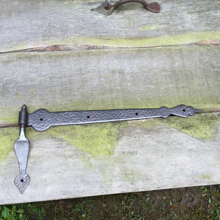 Antikas - Türbänder geschmiedet 2 Tor Scharniere Türbänder Türband + Aufhängung Tor 50 cm