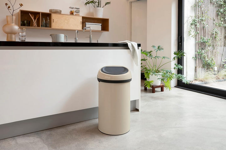 Brabantia - Touch Bin 60L - Grosser Mülleimer für die Küche - Soft-Touch-Öffnung - Entnehmbarer Inne