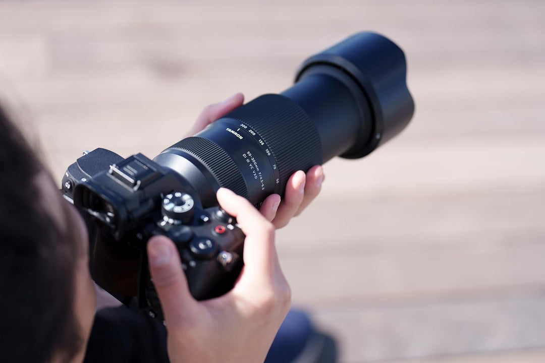 TAMRON 50-300mm F/4.5-6.3 Di III VC VXD, Objektiv für Sony E-Mount