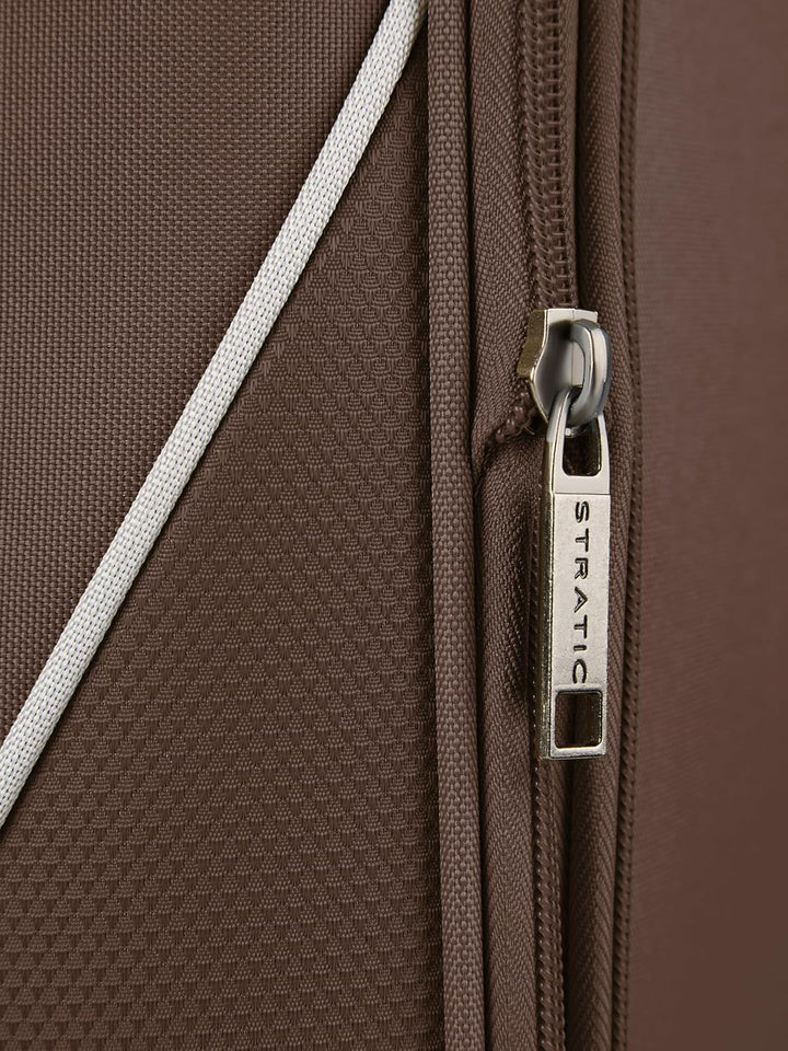 Stratic Kabinen-Koffer für Damen und Herren | Kleiner Cabin-Trolley 40 x 21 x 55 cm aus hochwertigem