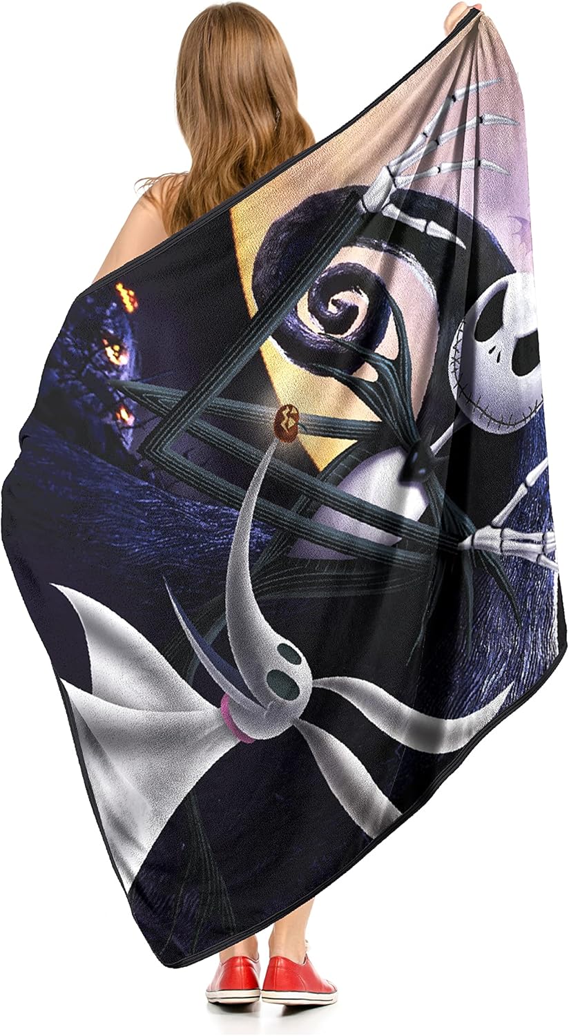 Northwest Nightmare Before Christmas Micro-Raschel-Überwurfdecke, 116,8 x 152,4 cm, Full Moon Madnes