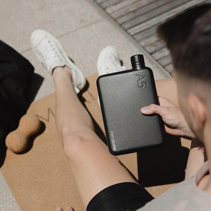 memobottle - EDELSTAHL (WEISS) | Robust, Auslaufsicher, Premium Trinkflasche | BPA-frei | Ideal für