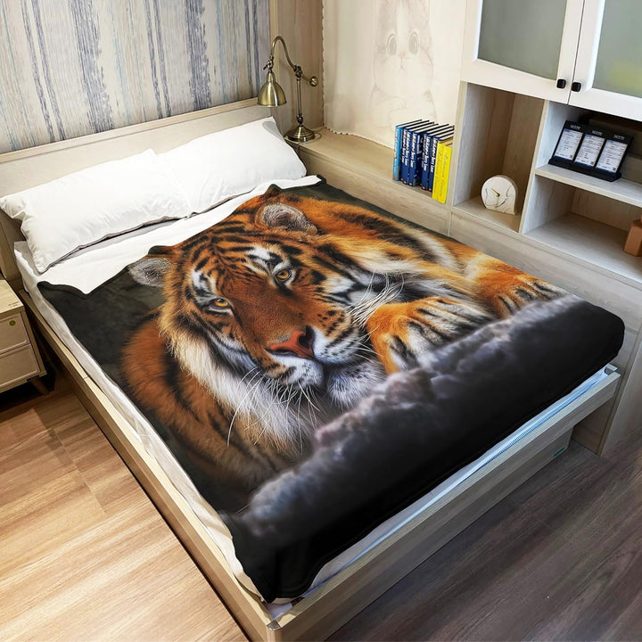 YISUMEI Decke 150x200 cm Kuscheldecken Sanft Flanell Weich Fleecedecke Tagesdecke Tiger kniend 150 x