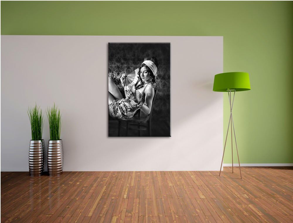 Pixxprint Monocrome, Frau mit Fächer und Drink in der Hand, Format: 100x70 auf Leinwand, 100x70