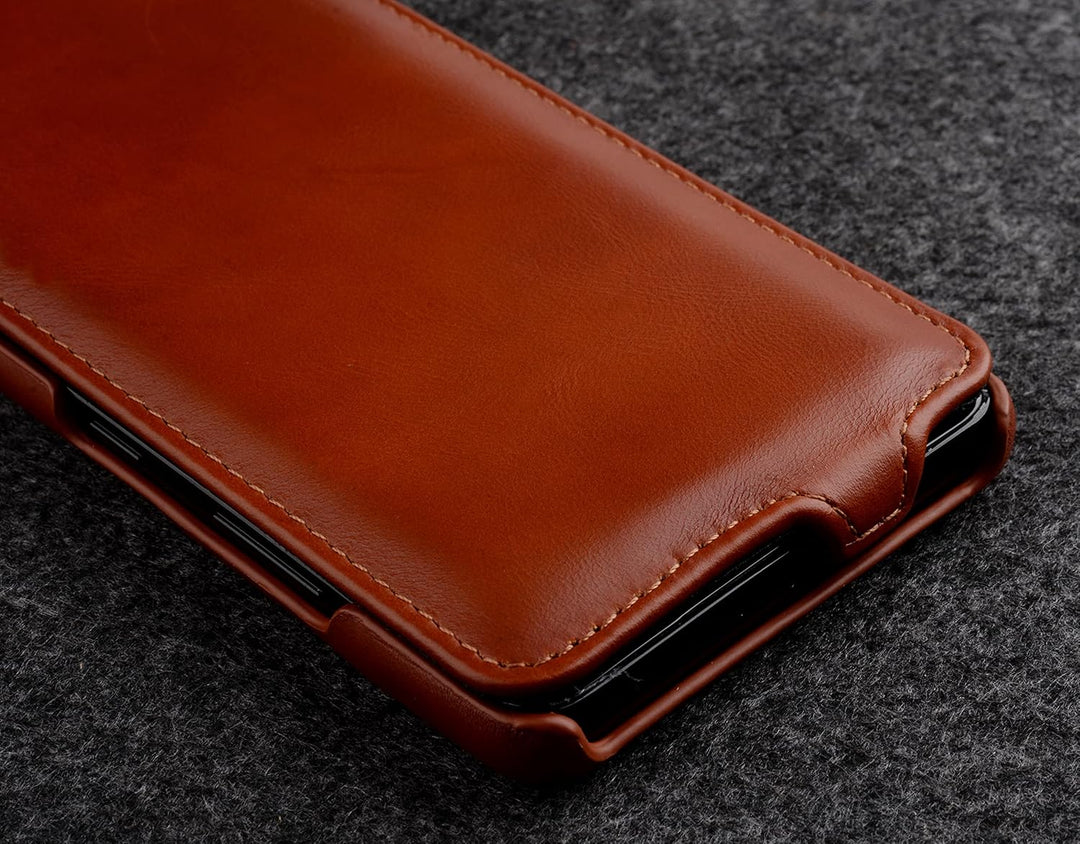 STILGUT UltraSlim kompatibel mit Samsung Galaxy S21 Plus Hülle - Samsung S21 Plus 5G Flip Case aus L