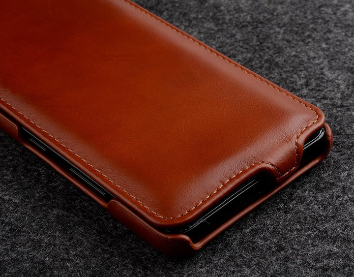STILGUT UltraSlim kompatibel mit Samsung Galaxy S21 Plus Hülle - Samsung S21 Plus 5G Flip Case aus L