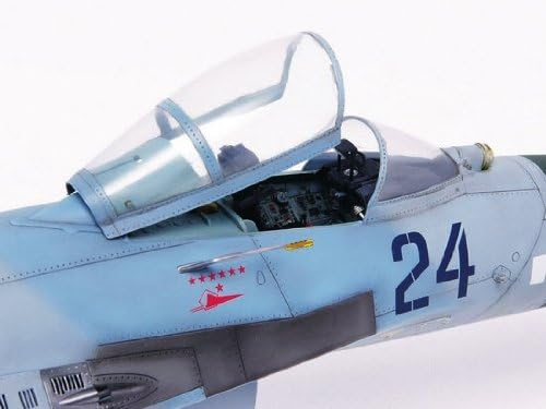 Trumpeter 02224 Modellbausatz Sukhoi Su-27 Flanker B