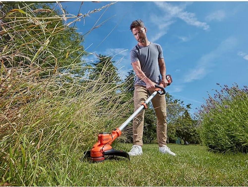 BLACK+DECKER Rasentrimmer Akku Freischneider - Rasenkantenschneider 36V, Schnittbreite 33 cm, kohleb