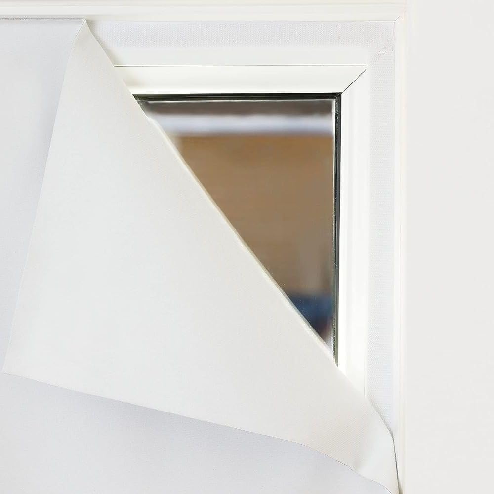 Easyblinds Easyblackout Verdunkelungsrollo, selbstklebend, Weiss, für Fenster bis 200x135cm, Zuschni