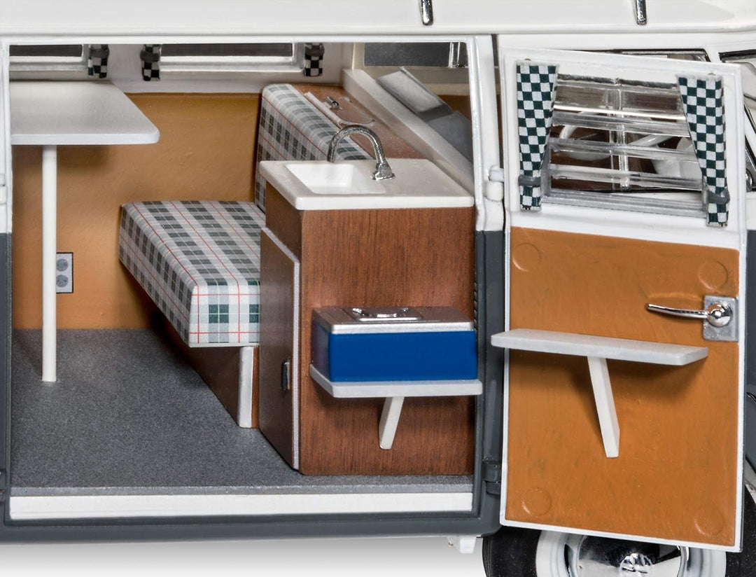 Revell 7674 Volkswagen VW T1 Bulli Camper, Campingbus zum Selberbauen 1:24, 18 cm Zubehör,