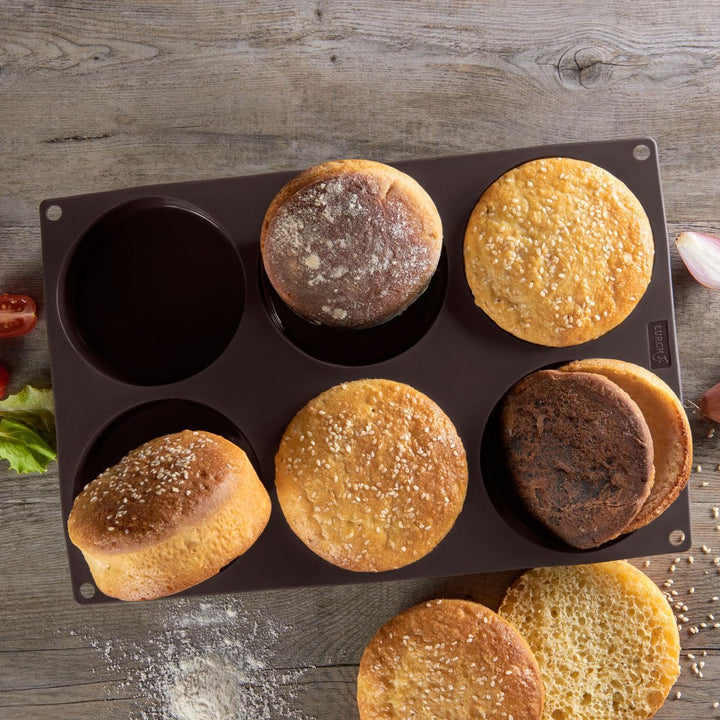 Lurch 85081 FlexiForm Burger Buns / Backform aus Silikon für 10 cm Pattys, 6-Fach, Braun 33,4 cm x 2