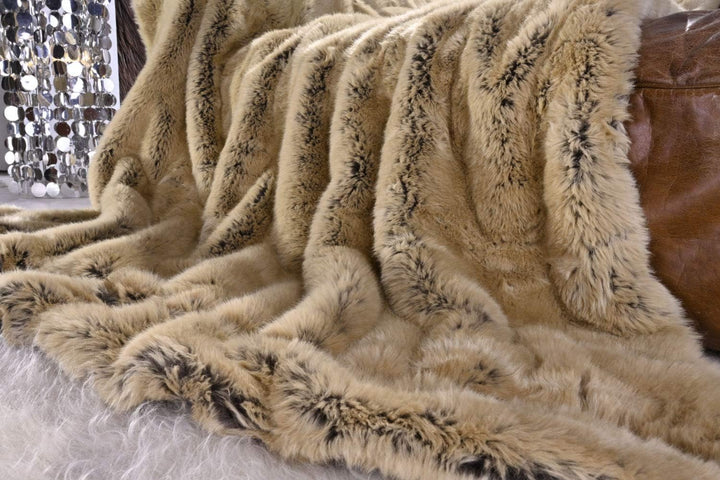 Wohnen & Accessoires GmbH & Co. KG Felldecke, Webpelzdecke Zobel Caramel 260x300 Felldecke 260x300cm