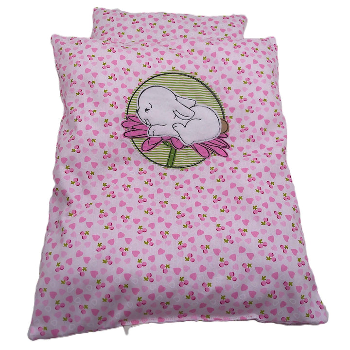 Puppenbettwäsche rosa Herzchen-Design, 4 Variaten, für Puppenwagen,-bett oder Puppenbuggy (Hase auf