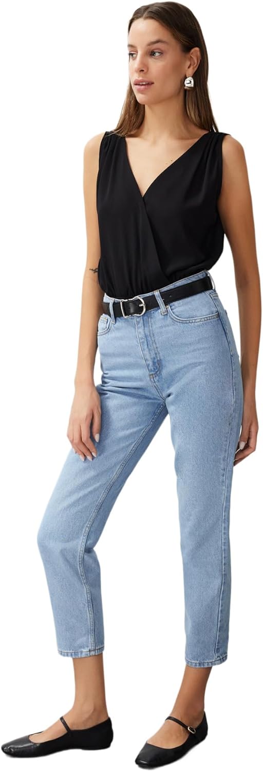 TRENDYOL Damen Basic Normal Waist Mom Jeans 32 Blau, 32 Blau