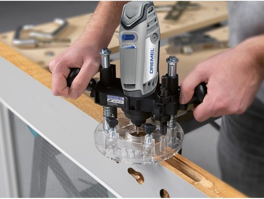 Dremel 335-01 Drehwerkzeug Tauchfräsenaufsatz, kompakt &amp; leicht für leichte Routing-Projekte, perfek