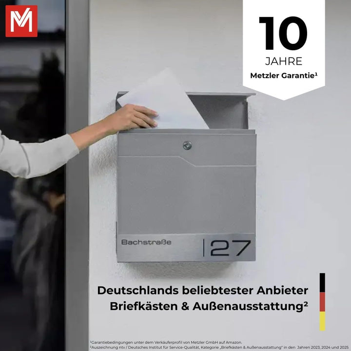 Metzler Briefkasten Graualuminium RAL9007 mit Zeitungsfach, personalisiert mit Edelstahl V2A Namenss