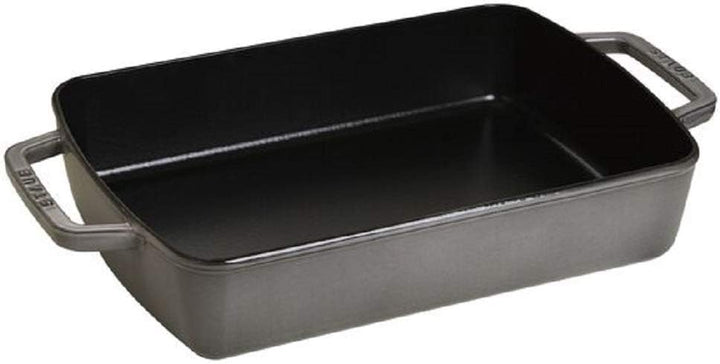 Staub 1004328 Auflaufform (30 x 20 cm, 3,15 L mit mattschwarzer Emaillierung im Inneren der Auflauff